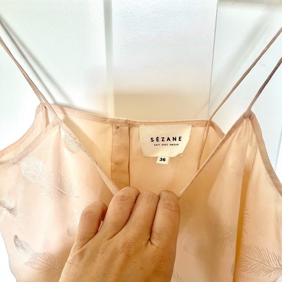 Rare Sézane feather print silk camisole - Picture 2 of 4
